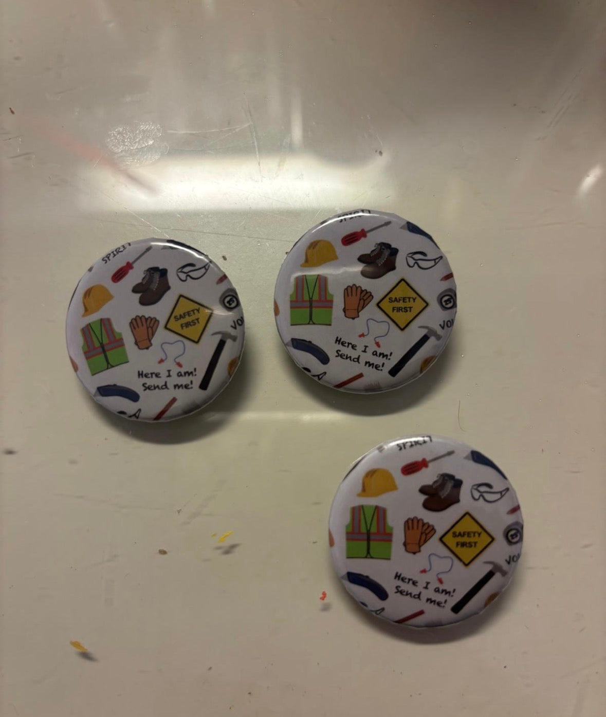 LDC Pins personalizados.